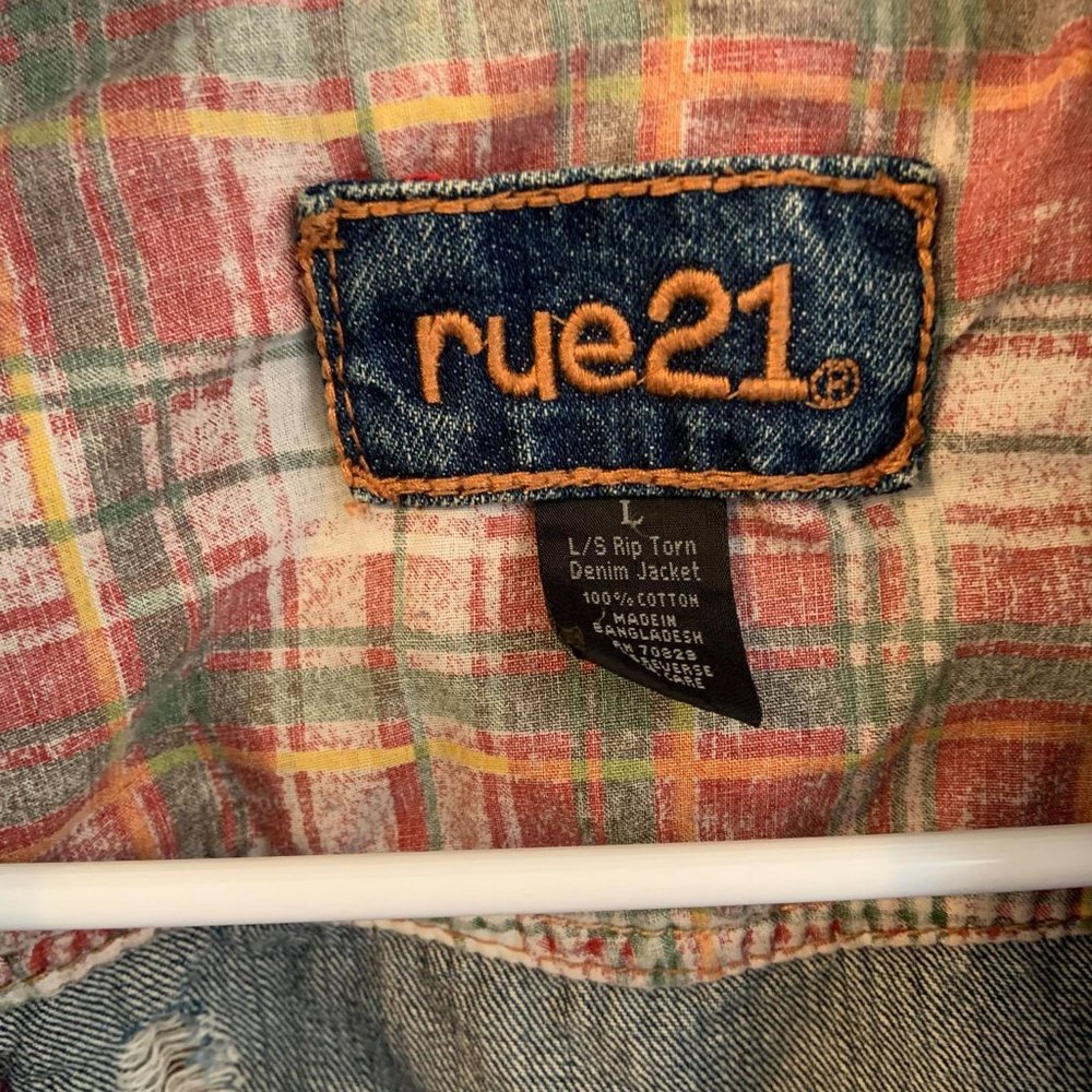 Wash Ripped Cropped Jean Jacket - Picture 2 of 2